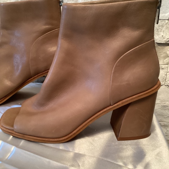 Vince Camuto Bebunder Open Toe Shooties - Picture 5 of 16